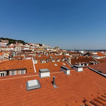 Daire Classic, Modern Comfort In The Center Of